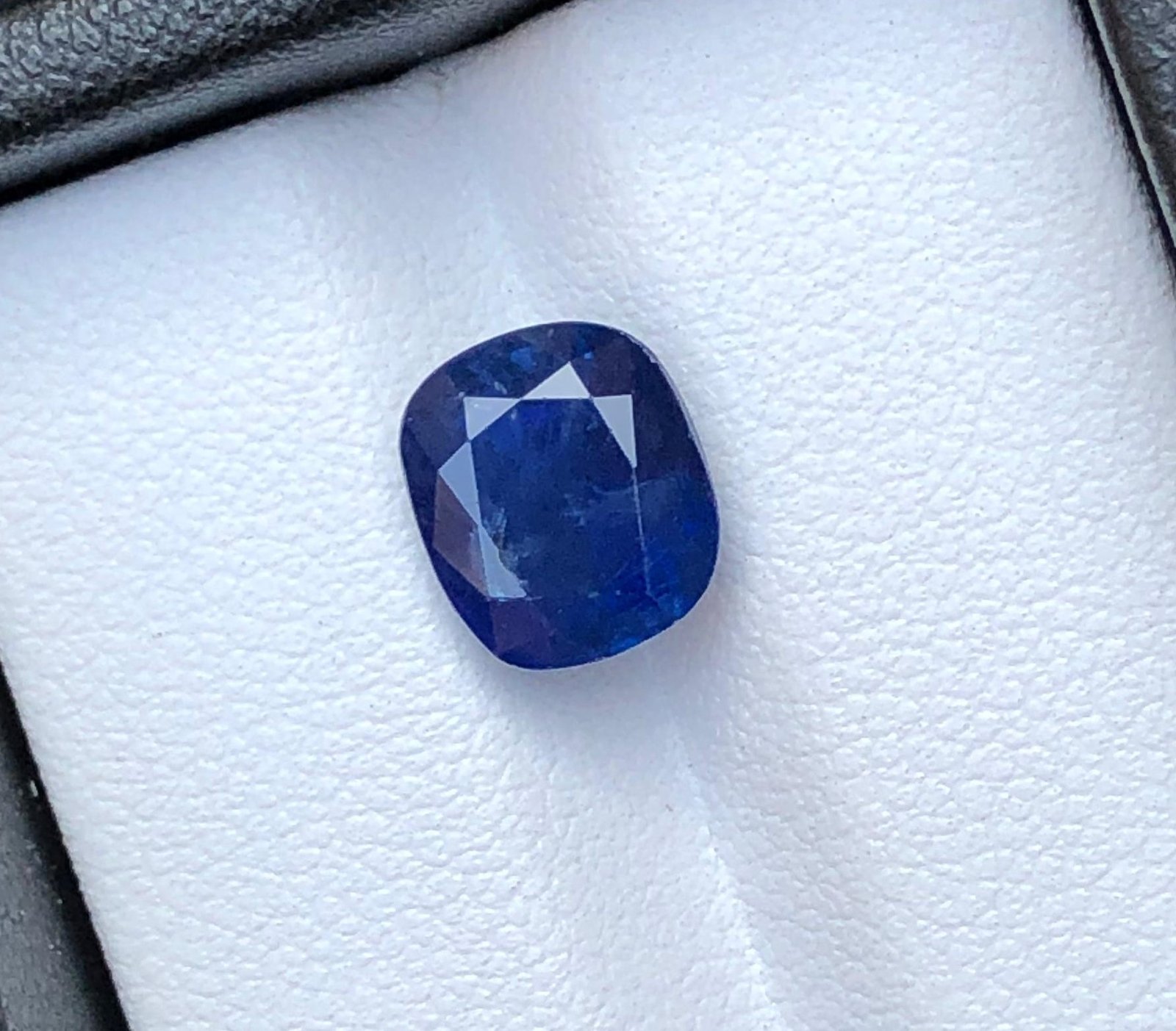 Natural Sapphire